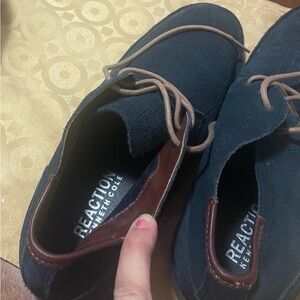 Kenneth Cole Reaction Men's Dark Blue and Brown Boat Shoes